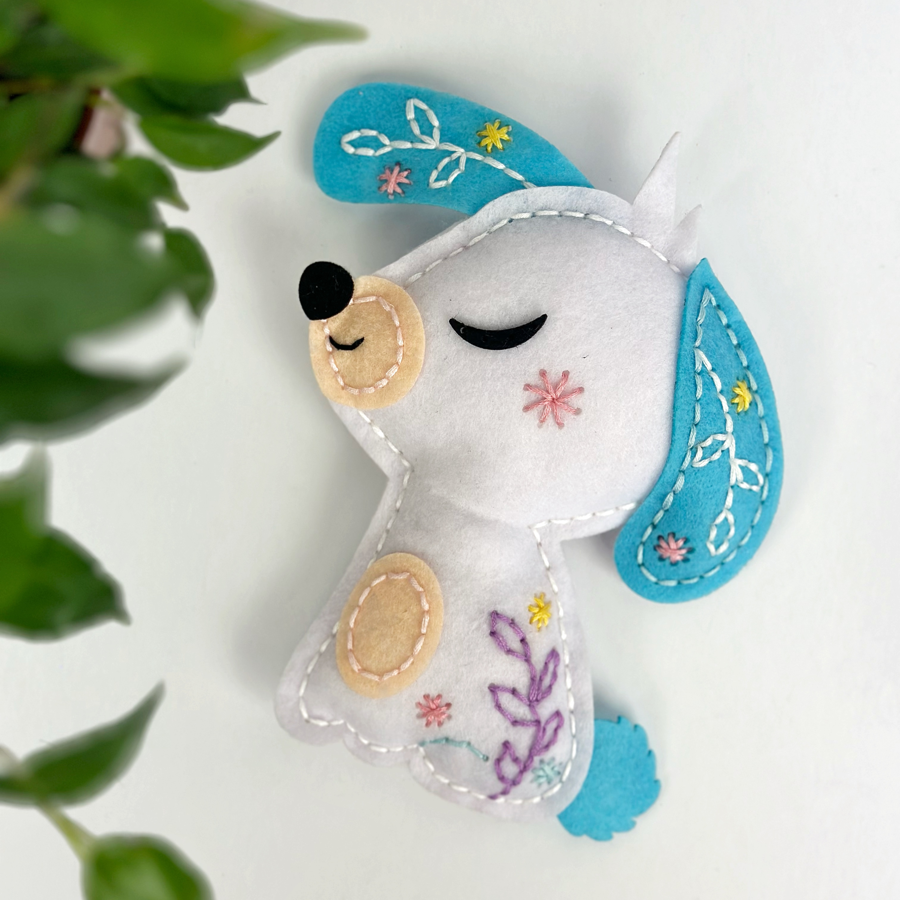 Fainotoys - Vendita all'ingrosso Kit per lavoretti fai da te - Bambini - APLI Krapli - APLI Krapli Kit di Cucito per Giocattolo in Feltro Cane Feltro Pretagliato Imbottitura Filo & Ago Sicuro Età 6+9