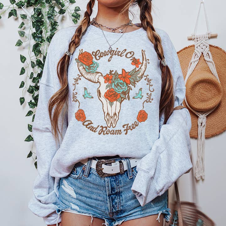 COWGIRL ON AND ROAM FREE VINTAGE GRAPHIC SWEATSHIRT for wholesale by LaLaSista