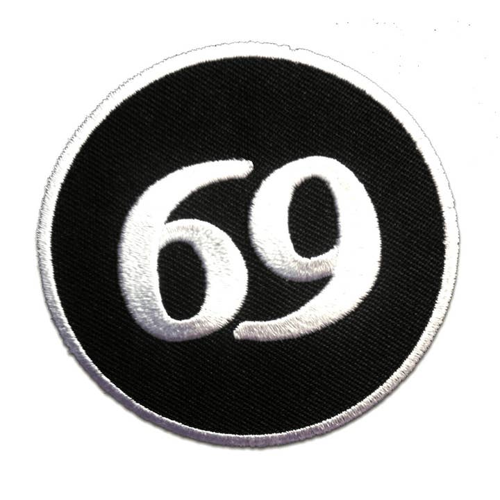 Écusson thermocollant numéro 69 pour la vente par Catch the Patch
