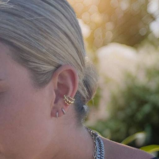 House of Au.ORA – wholesale Huggieörhängen – Miljoner Dollar Baby Huggies5