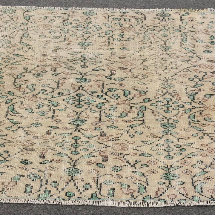 Vintage Beige & Green Geometric Rug, Handmade 3.8x3.1 Ft for wholesale by Vintage Rugs Loom