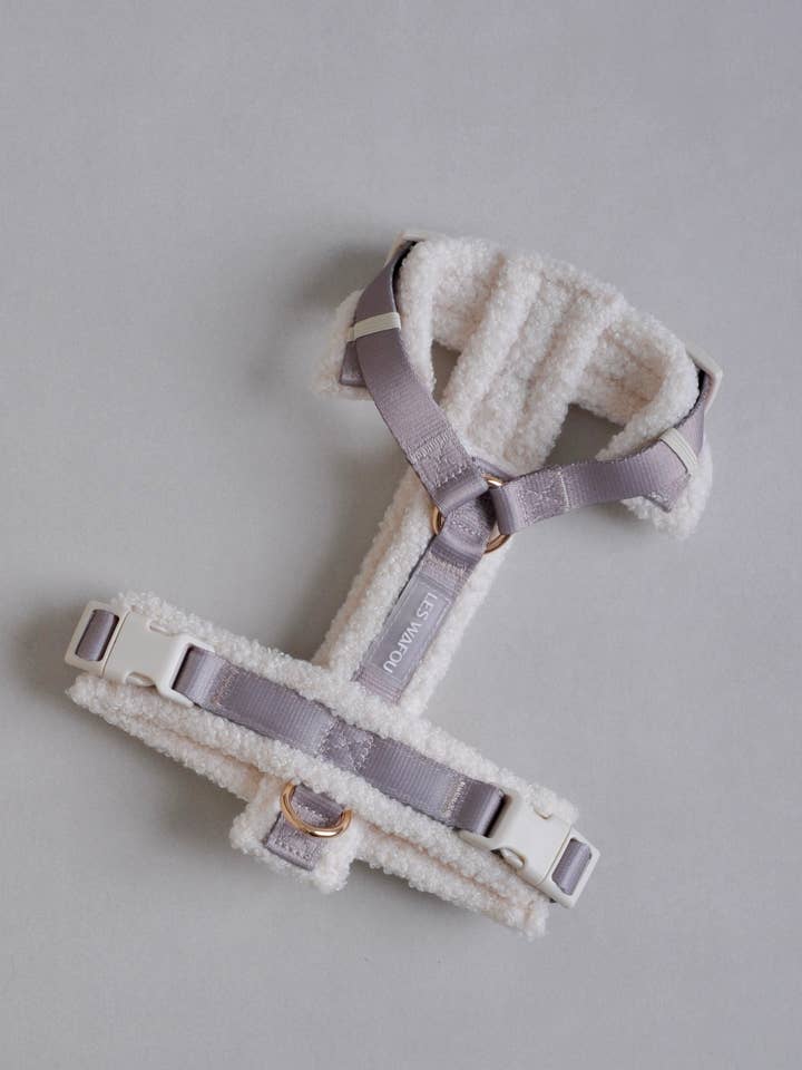 Fluffig hundsele - Beige för wholesale av Les Wafou