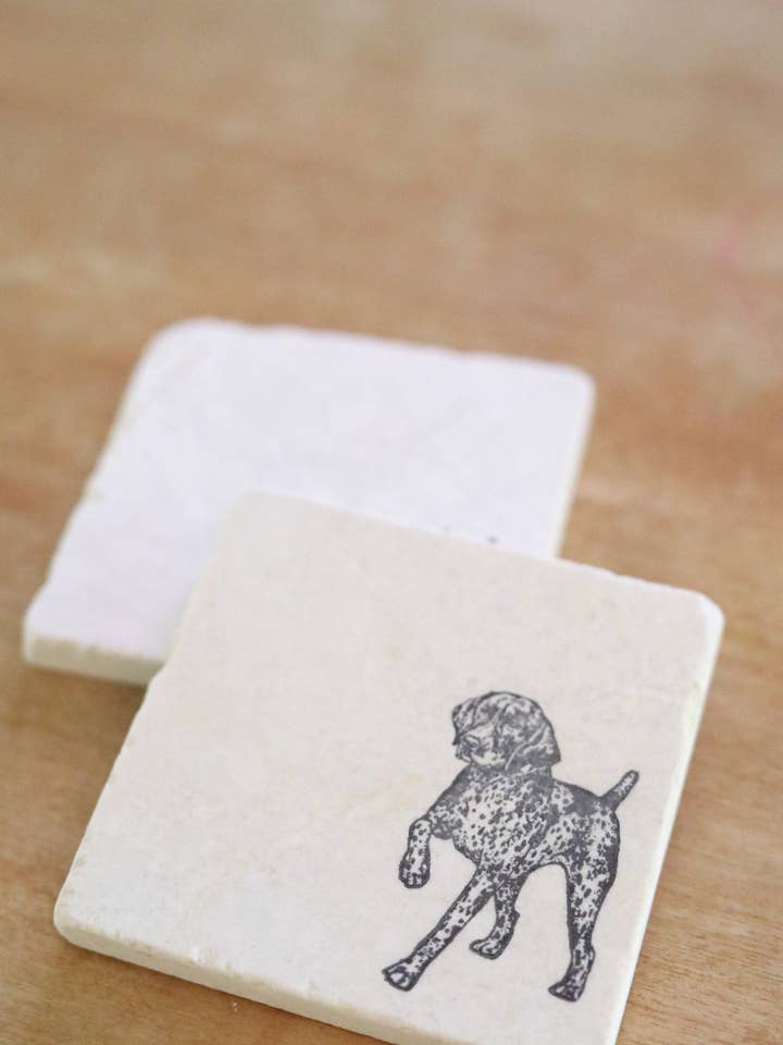 Conjunto de porta-copos de mármore alemão Pointer Dog por atacado de Lace, Grace & Peonies Marble Coasters