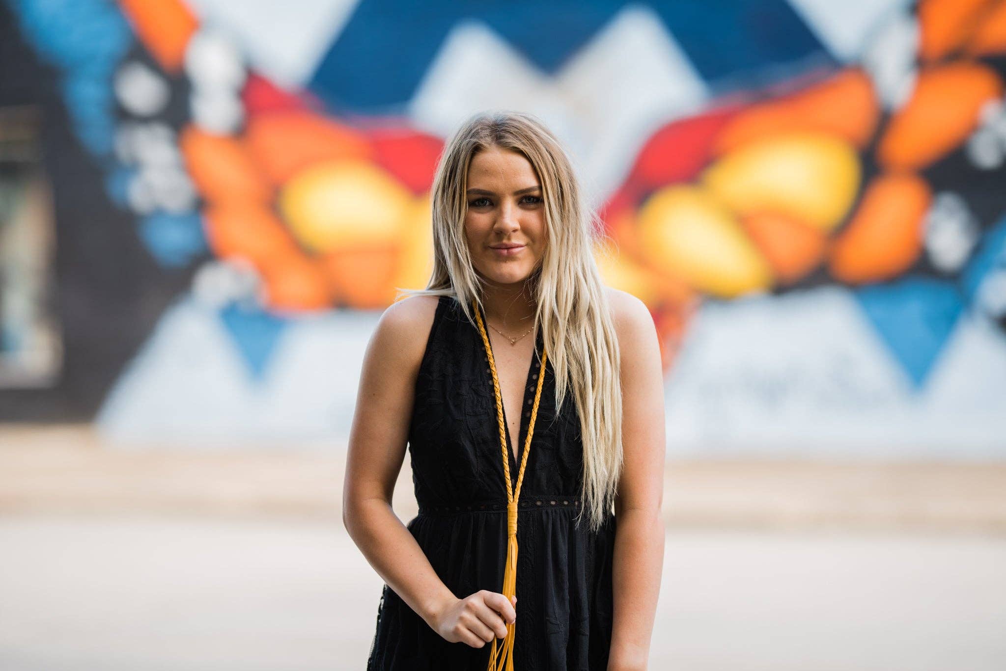 Crooked Skull Leather - Vendita all'ingrosso Collane in tessuto - Collana in pelle intrecciata colorata - Oro senape1