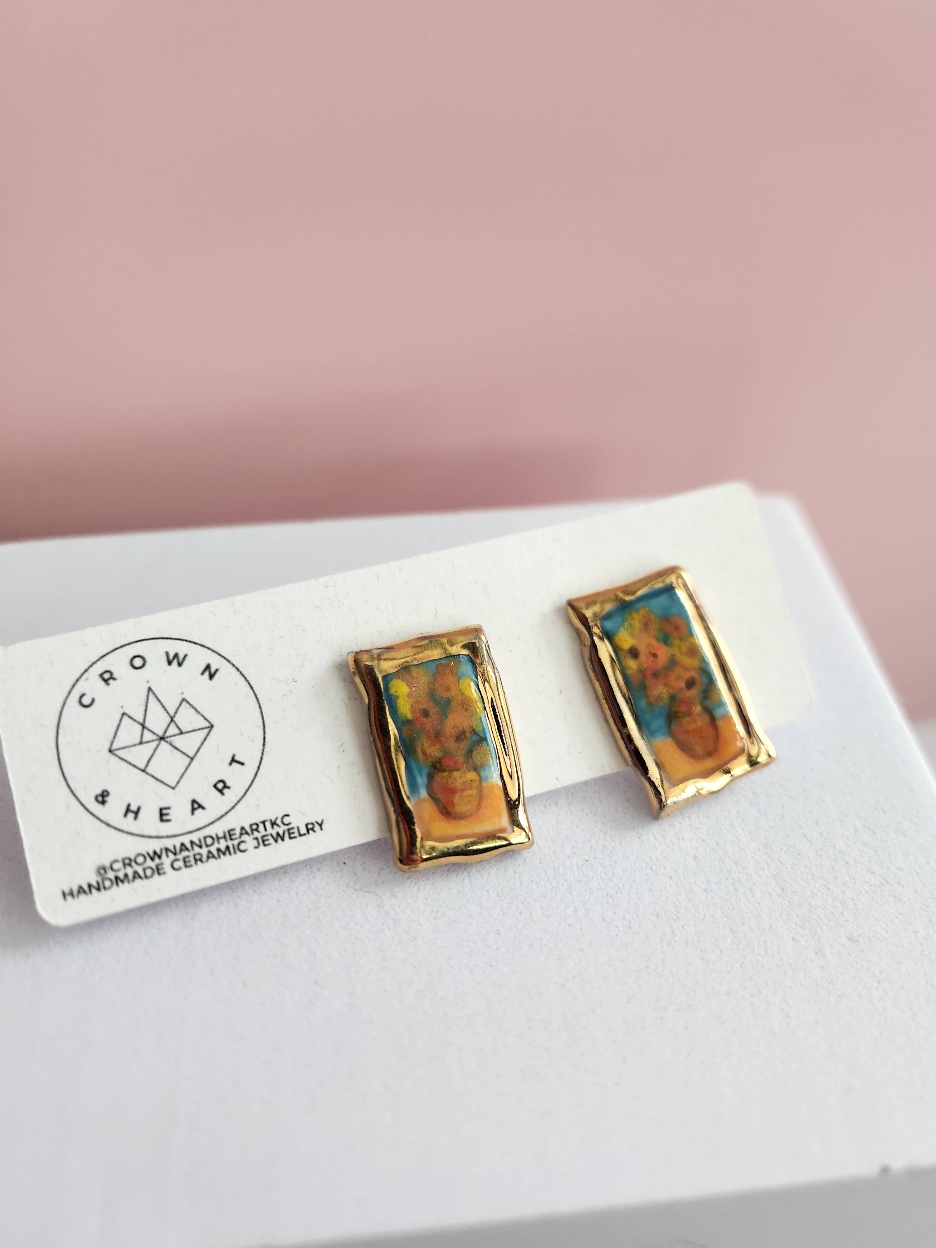 Crown & Heart – wholesale Stud/post earrings – Mini masterpiece studs9