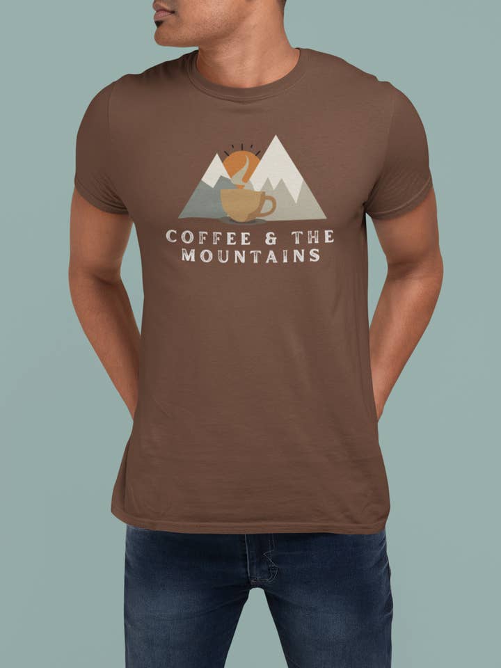Camiseta Café & as Montanhas por atacado de Wander West Threads