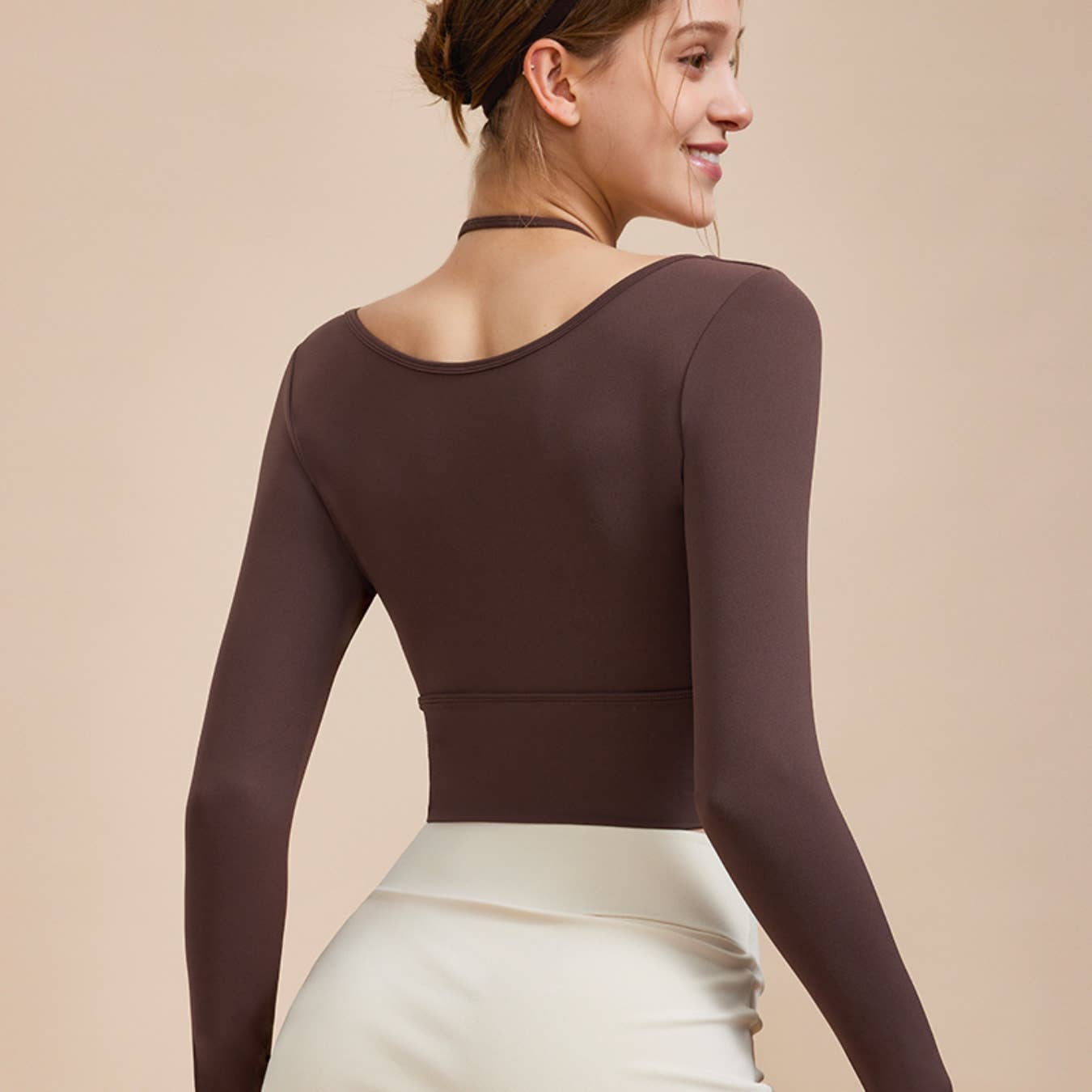 LAZYDAISYSWIMWEAR – wholesale Träningskit – dam – EleganceSwirl Mesh Overlay Sporttopp3