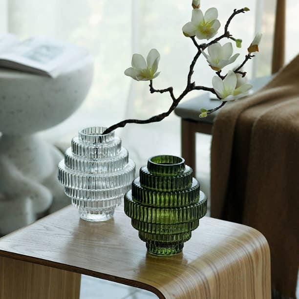 Sweet Home Deco - Wholesale Vase - Tower Shaped Thick Glass Vase, Modern Style Floral Vase4