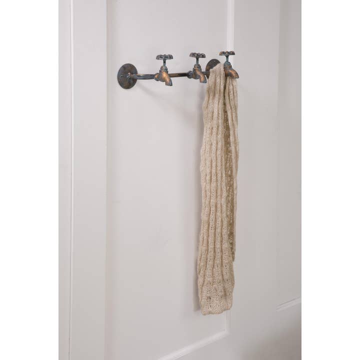 Tripar International - Wholesale Wall Hook - 3 Knob Water Spigot Wall Hook
