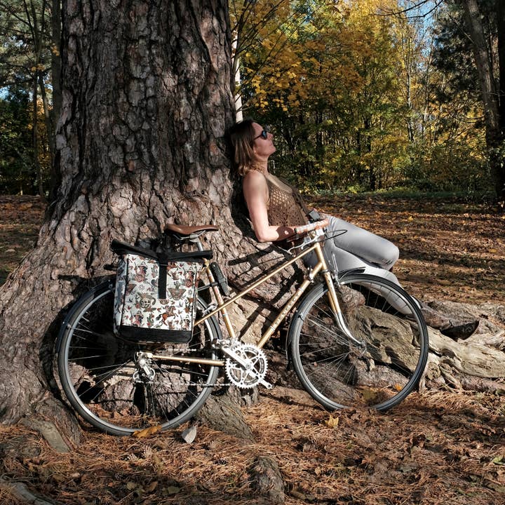 Ikuri - Wholesale Biking Accessories - Bicycle bag for luggage rack single bag cowgirl6