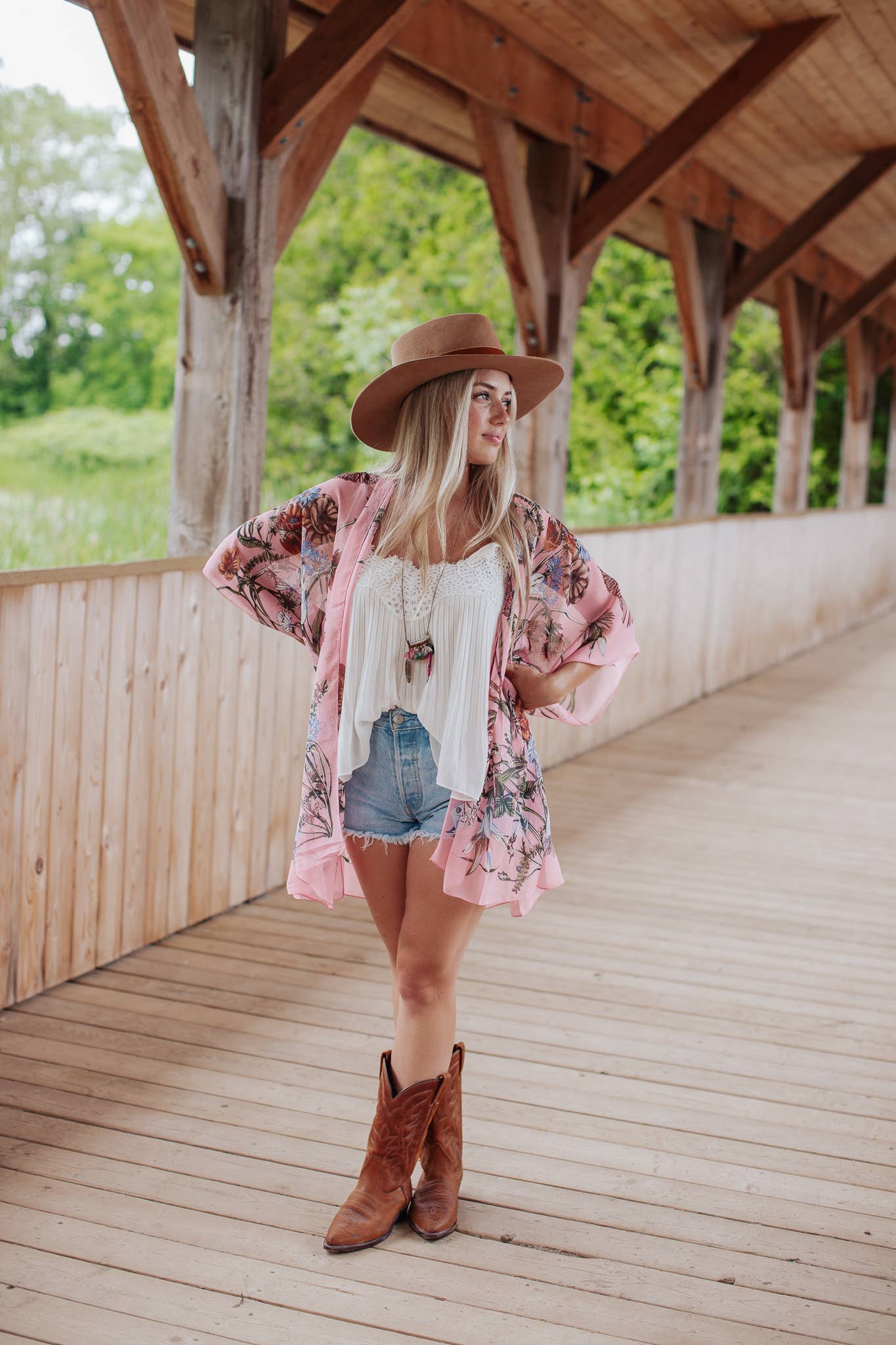 Ellemairco – wholesale Kimono – Women's – Wild Bloom Kimono 3