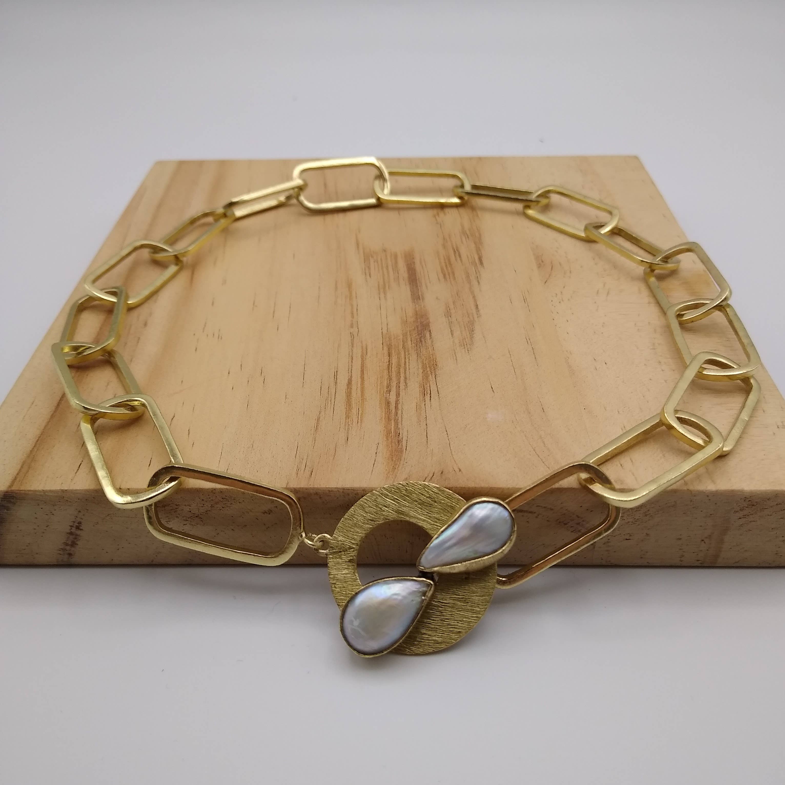 Dekko Trading - Wholesale Choker/Collar - Baroque Pearl Choker0