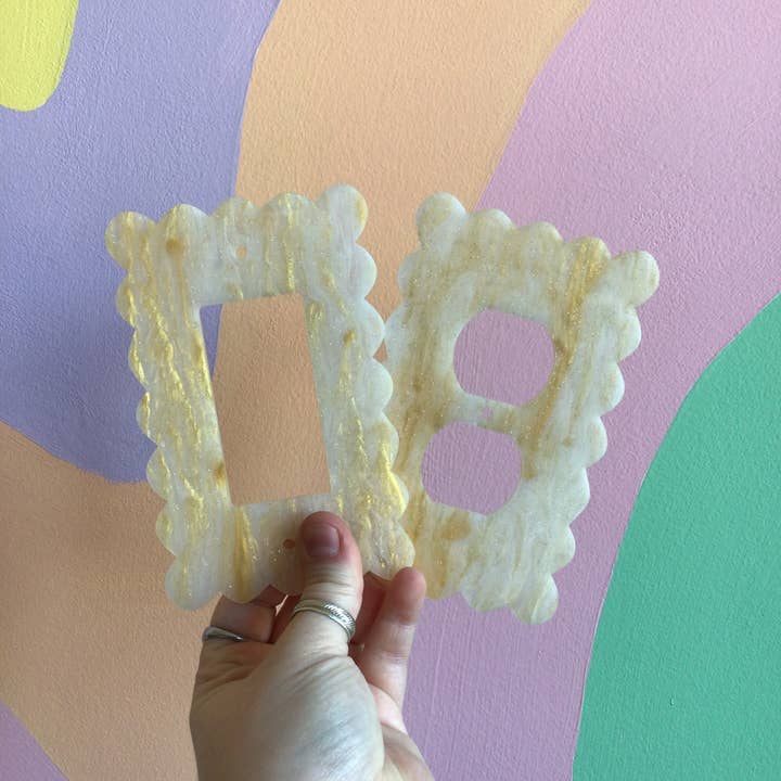 Crème en gouden marmeren stopcontactafdekkingen voor wholesale door Sunshine Studio