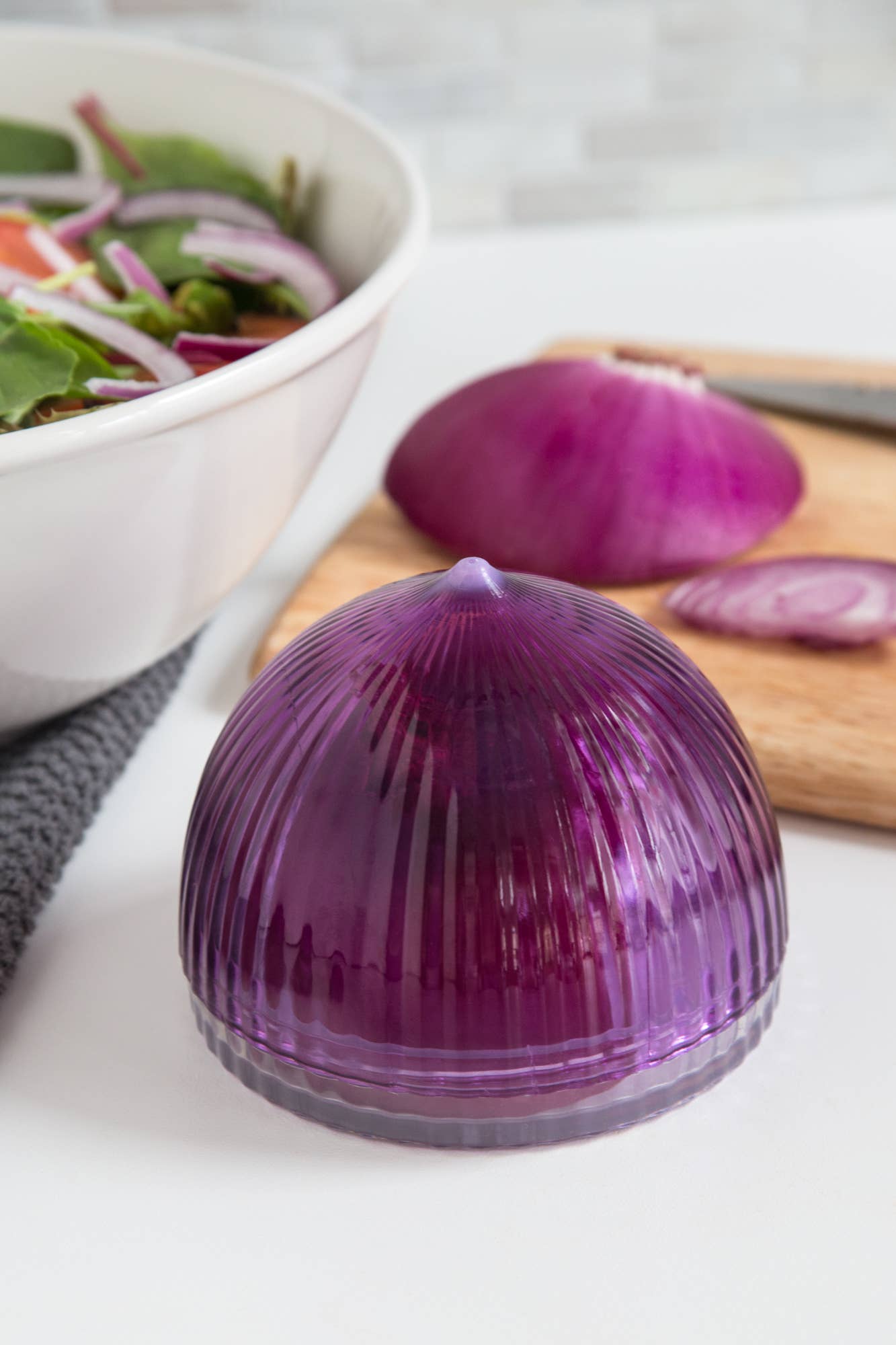 Fox Run Brands - Wholesale Food Storage Container - TULZ Onion Save-A-Half, 4" x 4" x 3.5"2