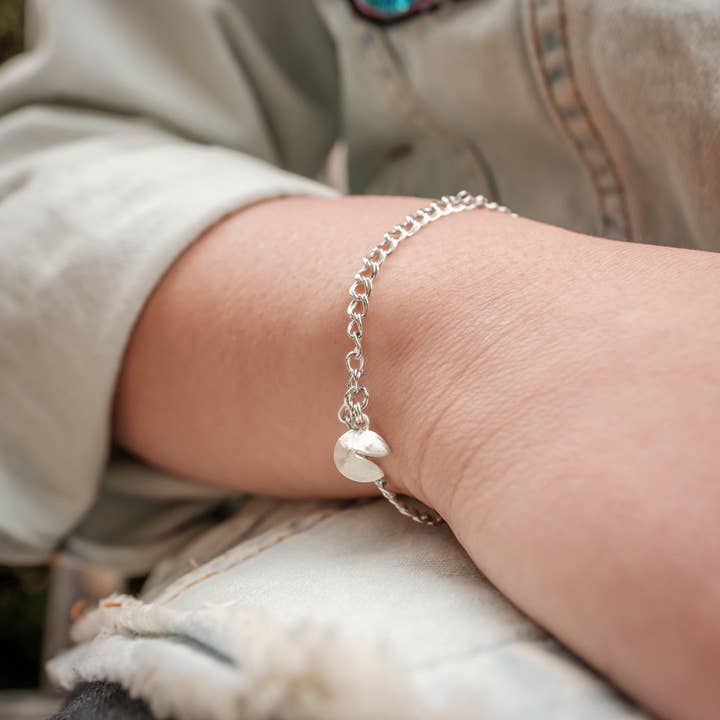 Vi Ling Designs - Wholesale Charm/Dangle Bracelet - Fortune Cookie Silver Bracelet