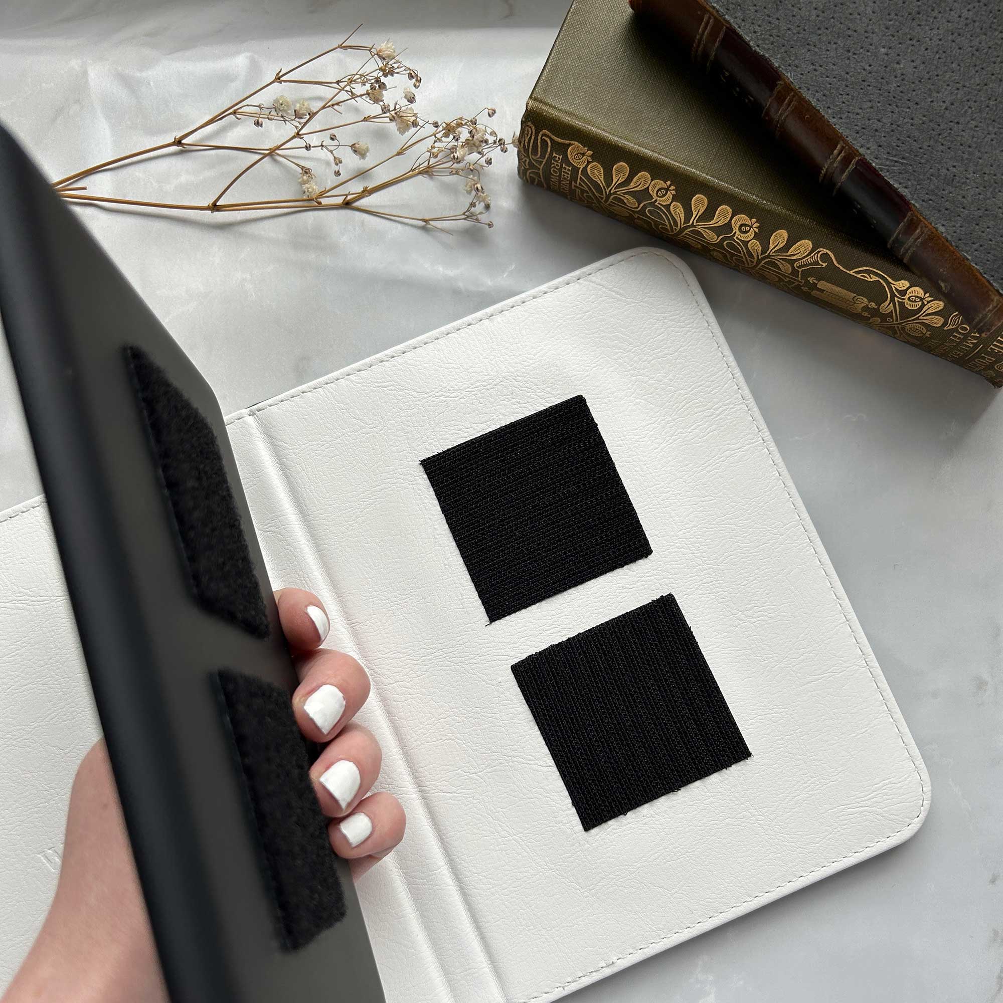 Well Read Company - Wholesale Laptop/Tablet Case - Women's - Pride And Prejudice Kindle and Other eReader Cover8