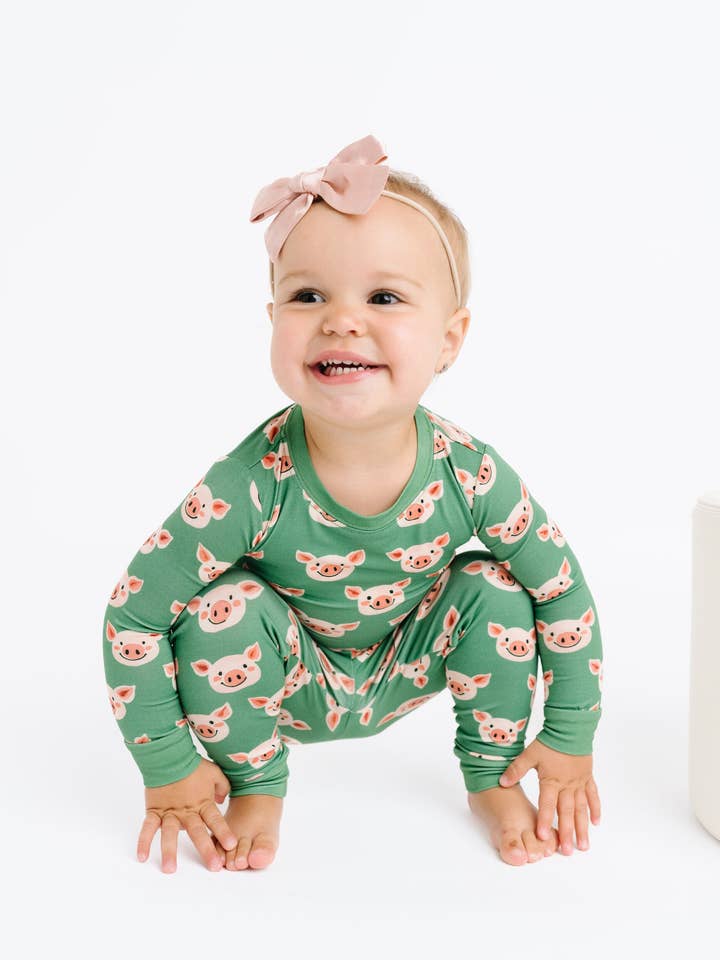 Little One Shop - Wholesale Lounge Set - Kids - Happy Piglets Bamboo Set8