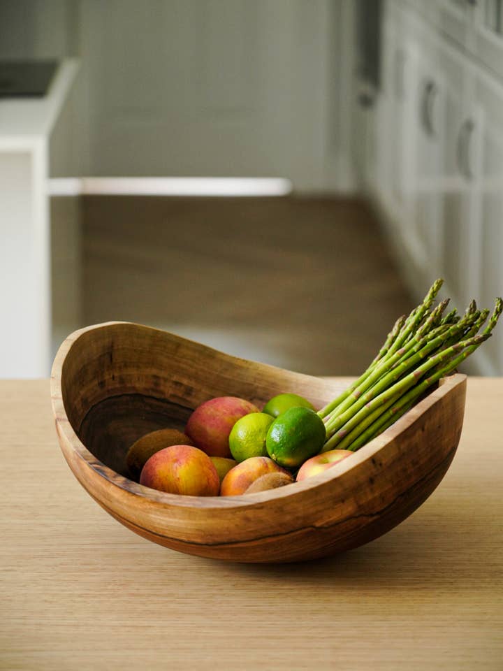 Bol de madera extra grande tallado a mano para venta al por mayor de Creating Comfort Lab