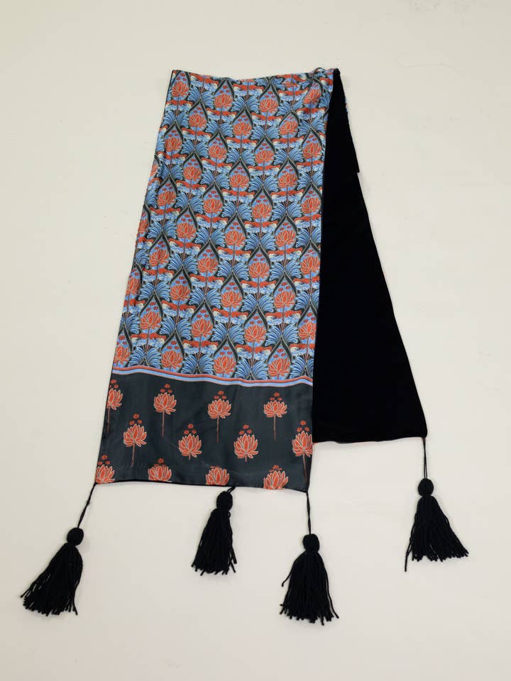 Handstola met kwastje met Liberty-patroon voor wholesale door La Vie En Rose - C.I.D.A. s.r.l.