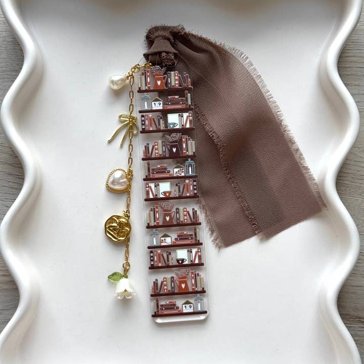 Neutral Bookshelf Bookmark with Charms and other Purchase Wholesale lampes lecture. Free Returns & Net 60 Terms on Faire trending on Faire.