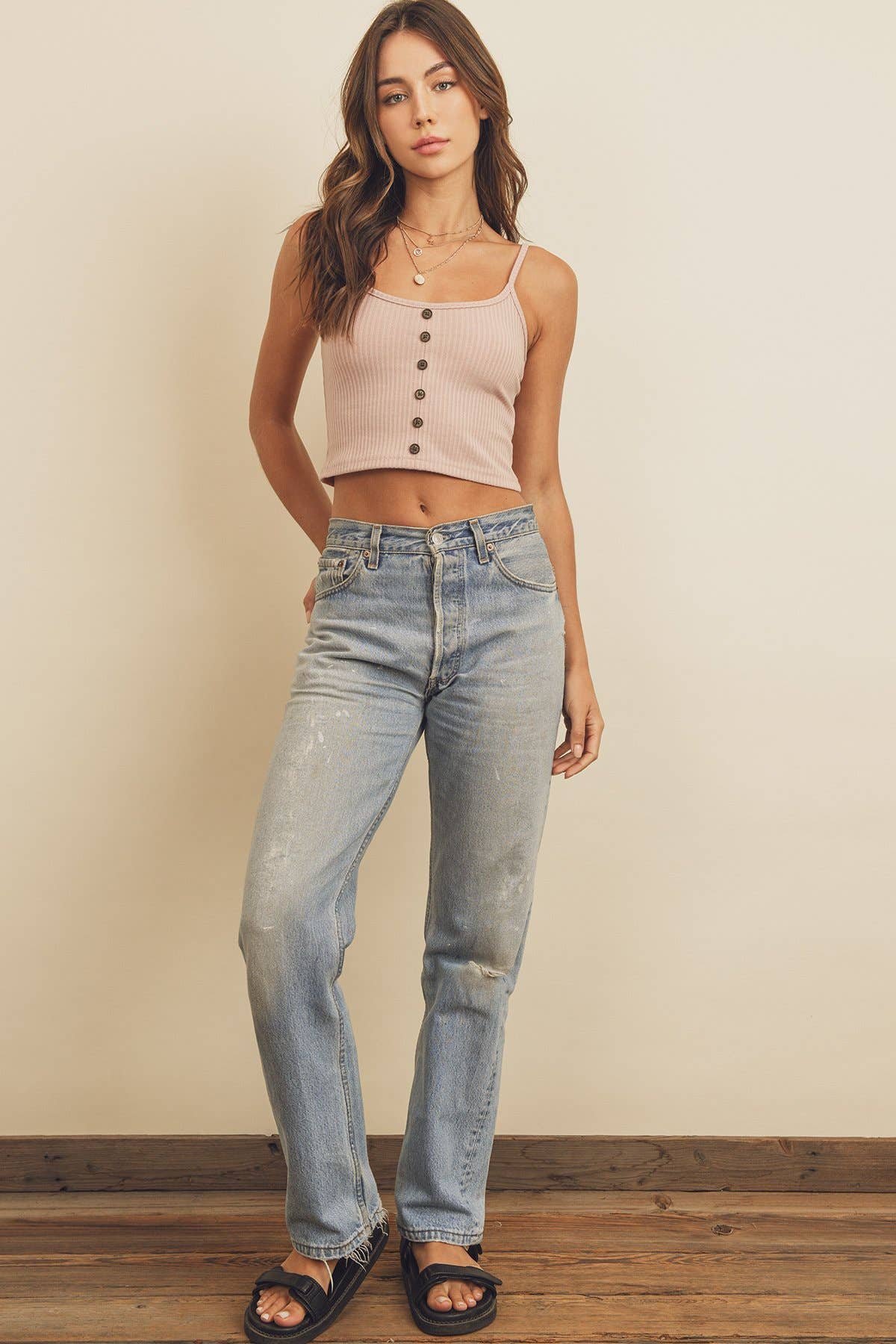 Dress Forum – Top de malha - Mulher por atacado – Top recortado com nervuras frontal com botão FT470822