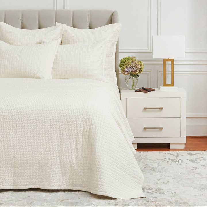 Willa Ivory Quilt for wholesale by ELISABETH YORK
