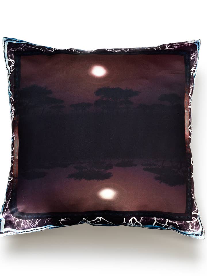 Oreiller Sunset Taupe pour la vente par JUMA