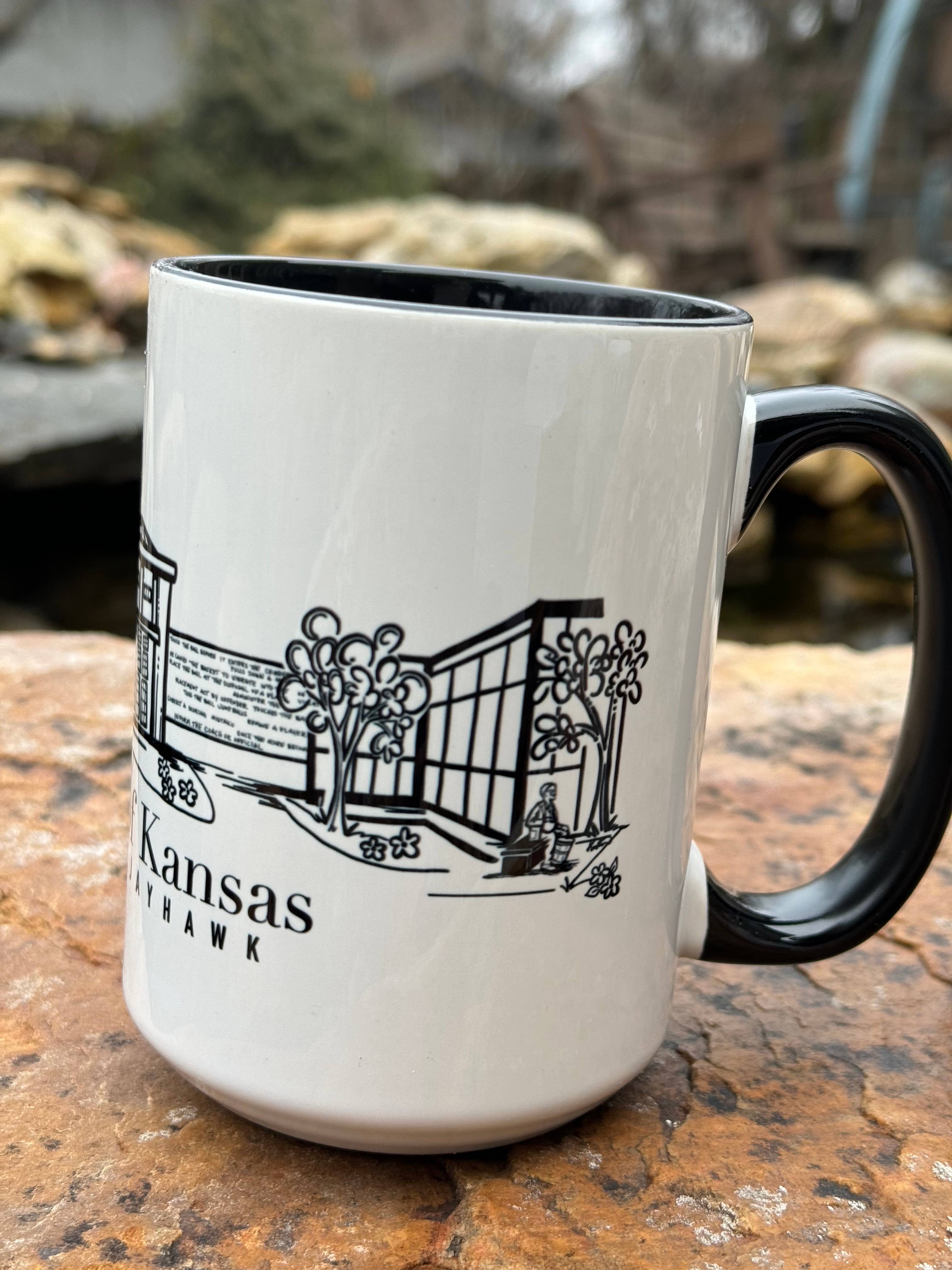 Something Beautiful - Vendita all'ingrosso Tazza - Tazza con storia della pallacanestro dell'Università del Kansas7