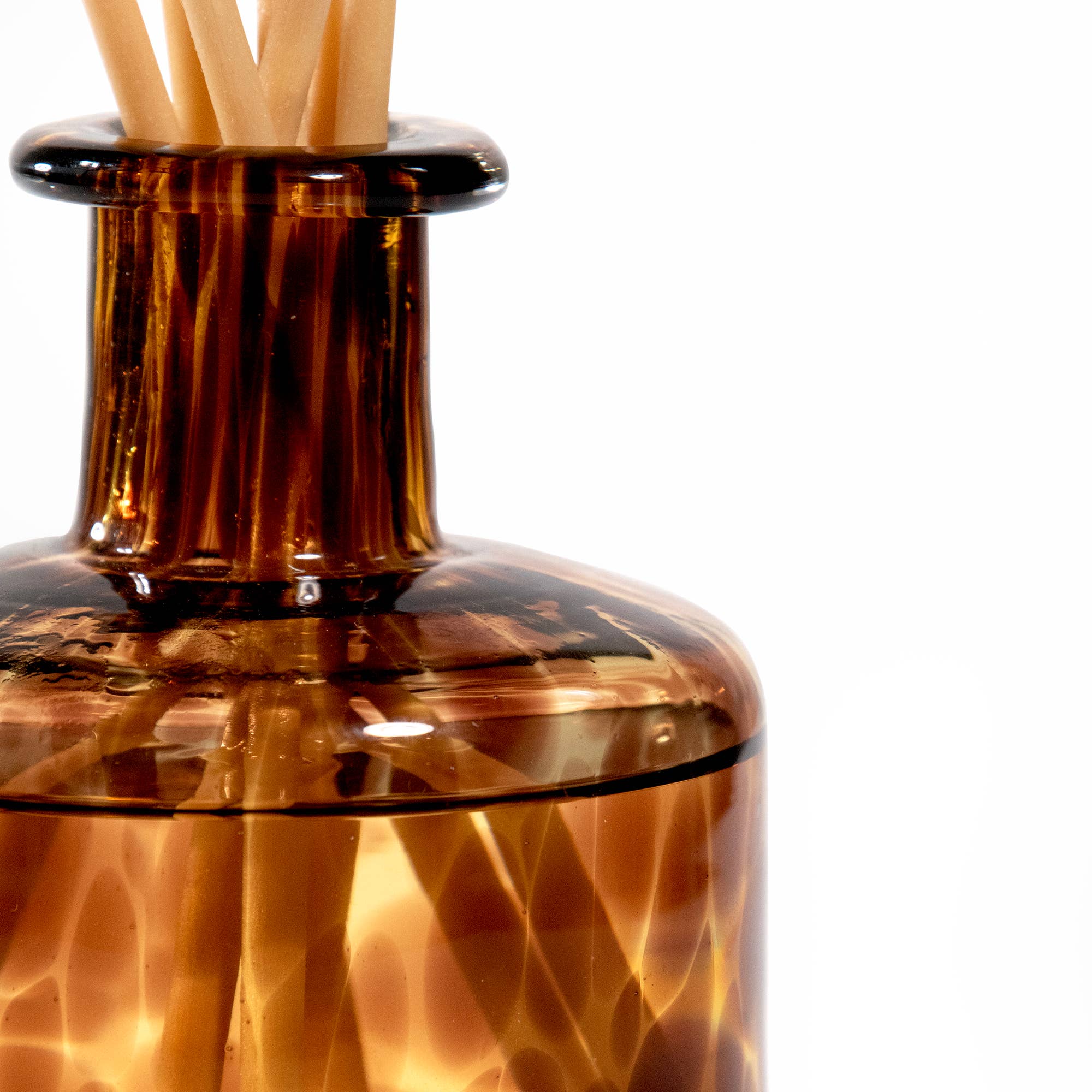 Andaluca - Wholesale Reed Diffuser - Fig & Aged Oak Amber Tortoise Diffuser3