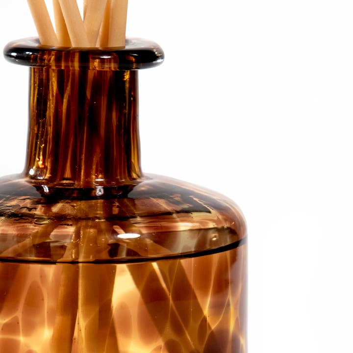 Andaluca - Wholesale Reed Diffuser - Cassis Vanilla Amber Tortoise Diffuser3