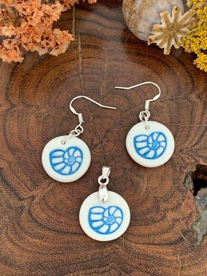 Kaydee Collection - Sea shell in Porcelain Jewellery for wholesale by Wolf and Clay Pty Ltd