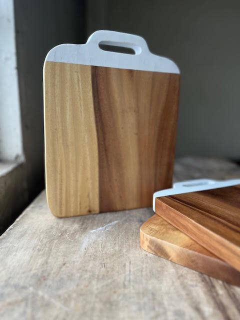 Acacia Wood Square Cutting Board for wholesale by The Global Swap Shop