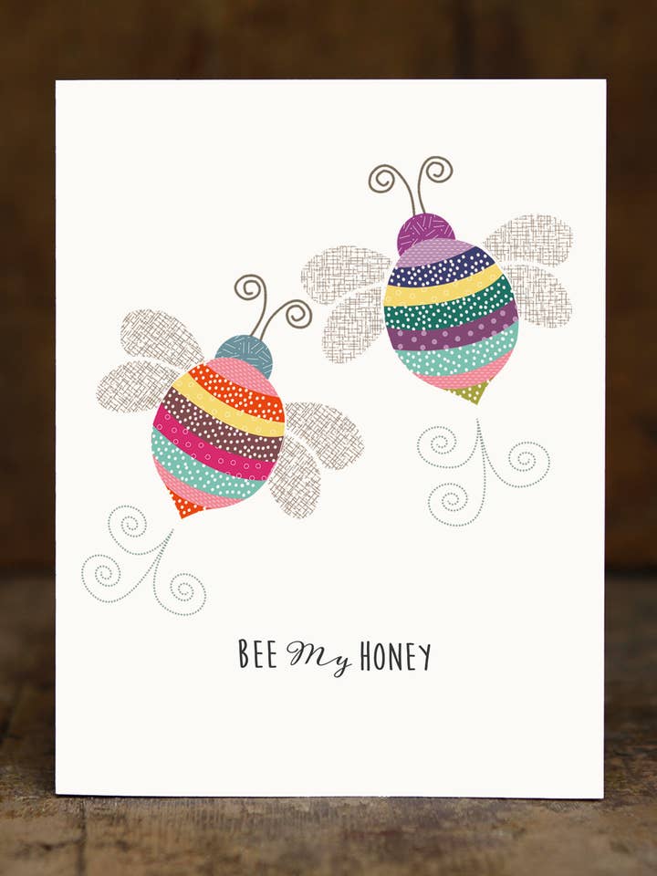 Biglietto di Auguri Quotidiano con 2 Api Swarovski per la vendita all'ingrosso da parte di Sugarhill Card Co