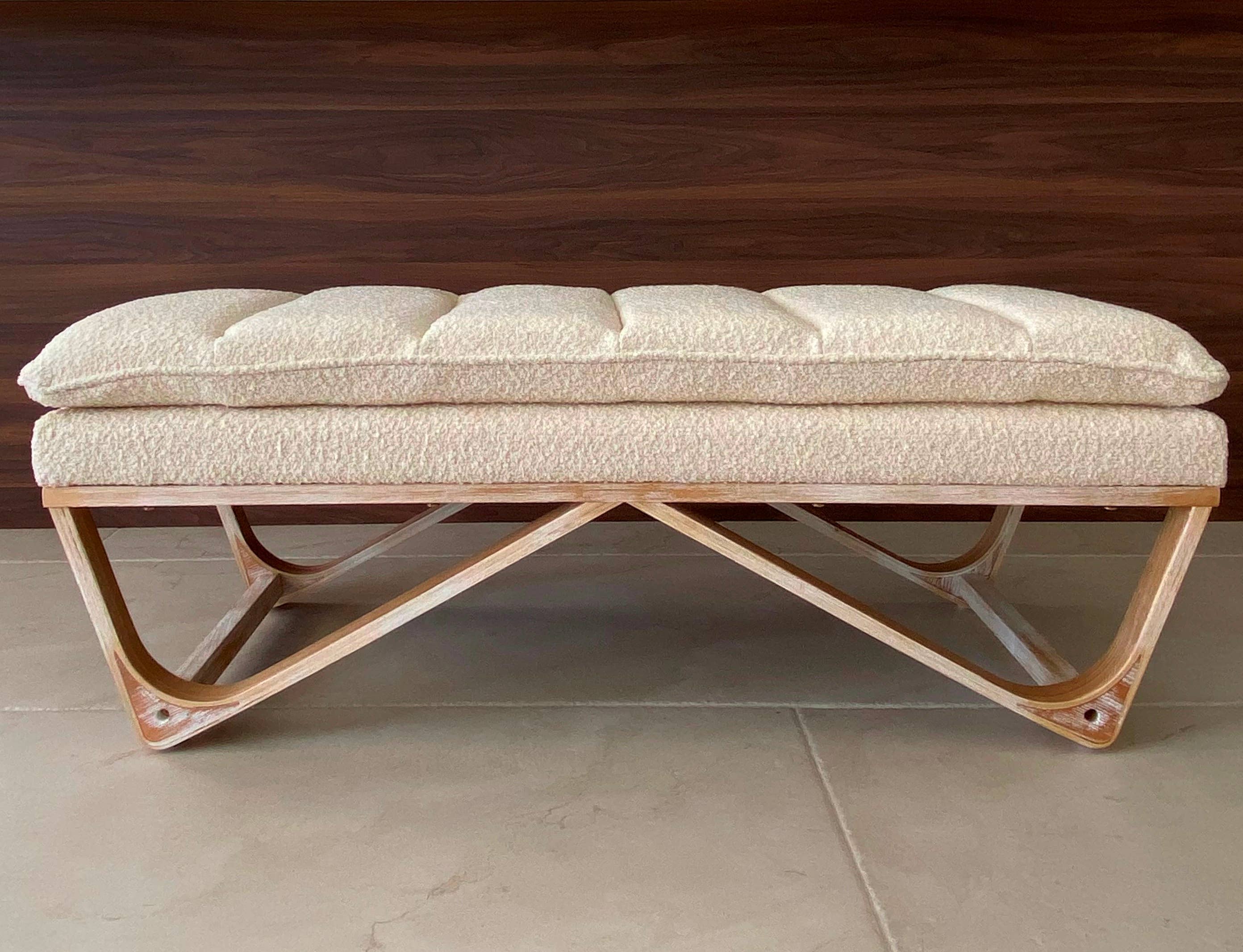 Seat4uhome - Vendita all'ingrosso Panche - Panca Hendrehaim Boucle imbottita con cuscino da 48"6