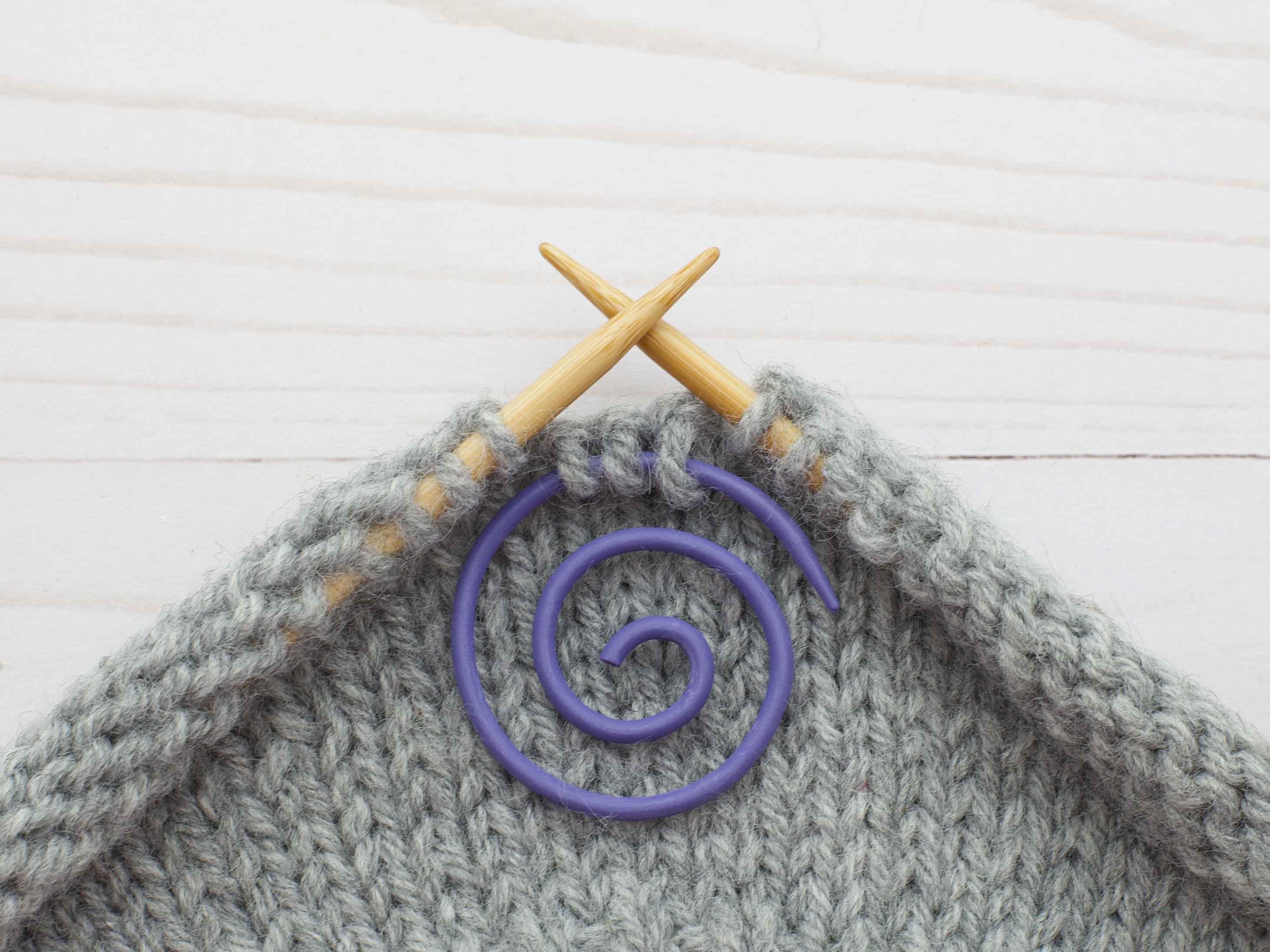 Fox & Pine Stitches - Wholesale Brei- en haakbenodigdheden - Kleurrijke spiraal | Kabelnaald3