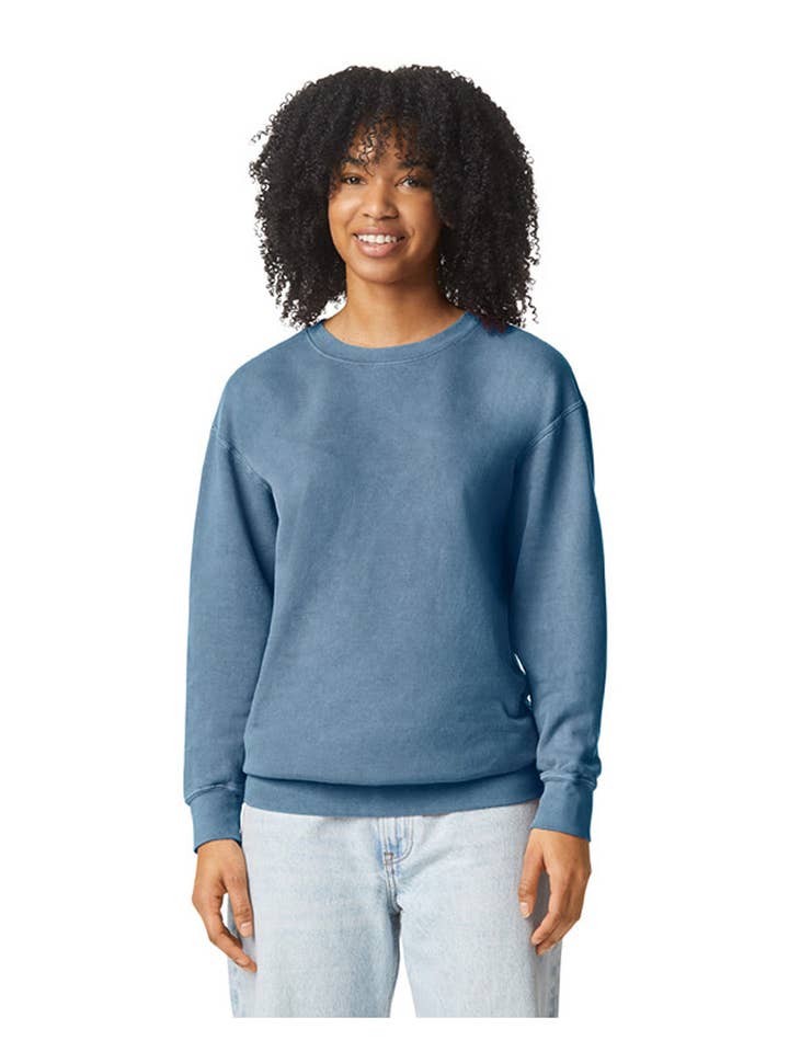 Total Apparel - Wholesale Sweatshirt - Unisex - Comfort Colors Lightweight Crewneck Blank Sweatshirt 146610