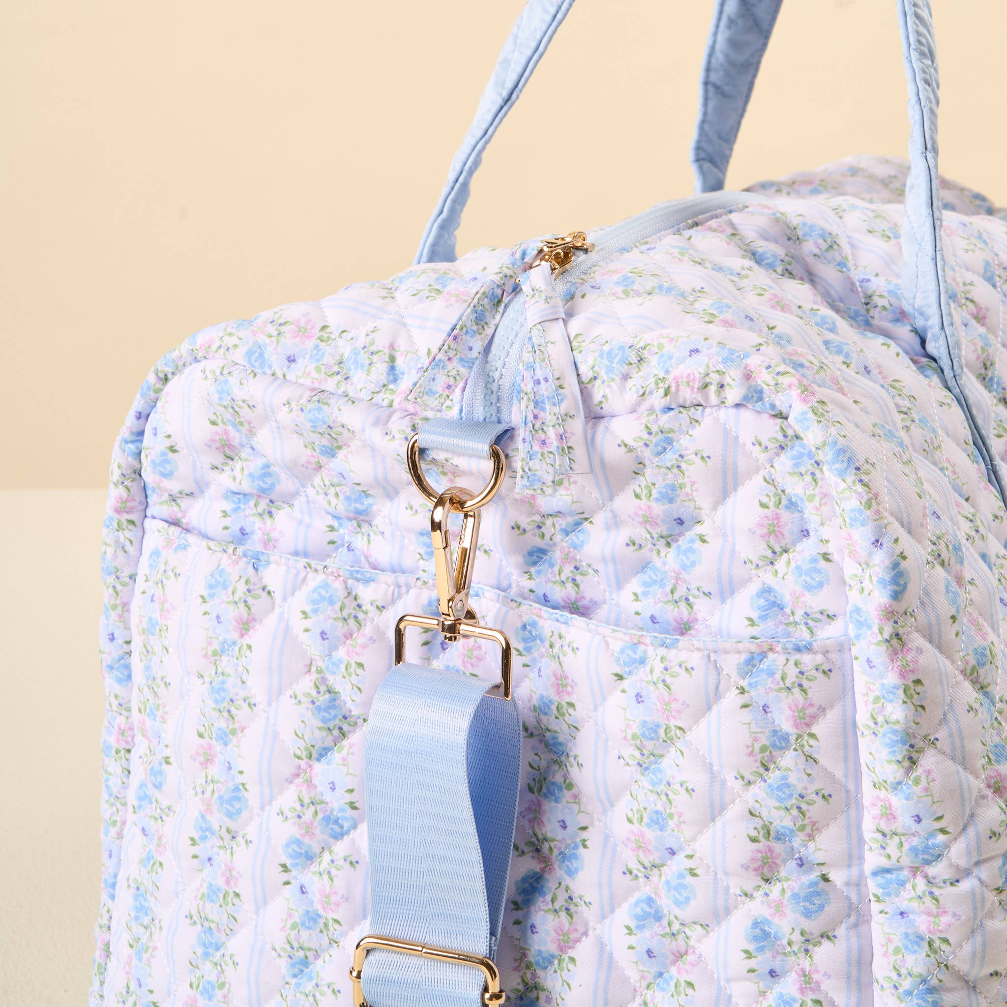 The Darling Effect - Wholesale Weekender Bag - Women's - On-the-Go Quilted Weekender Bag-Petal Parade Blue3