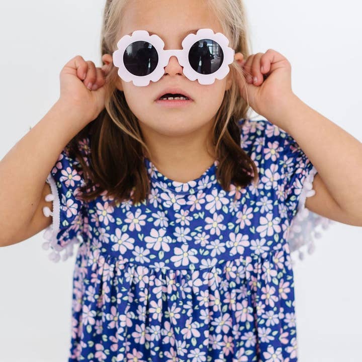 Mila & Rose - Wholesale Sunglasses - Kids - Groovy Sunnies3