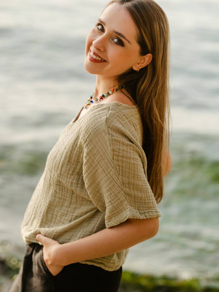 Moa - Wholesale Blouse - Women's - Green Double Gauze Cotton Top3