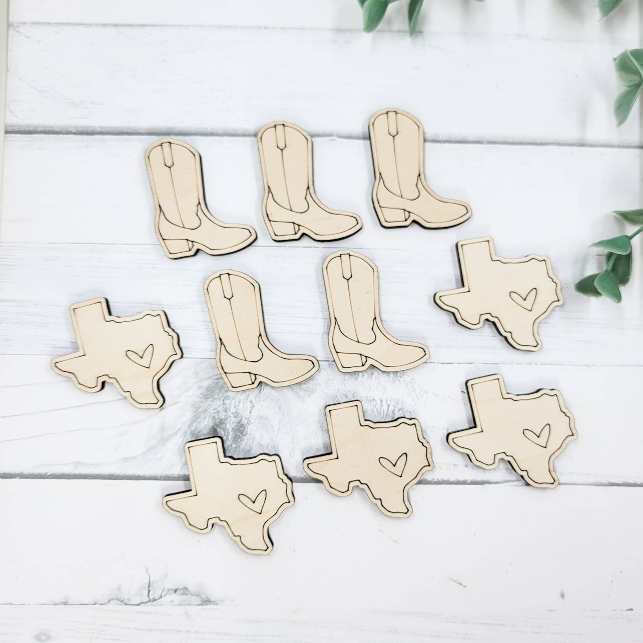 The Purple Chickadee - Wholesale Board Game - Tic-Tac-Texas Wooden Game 1