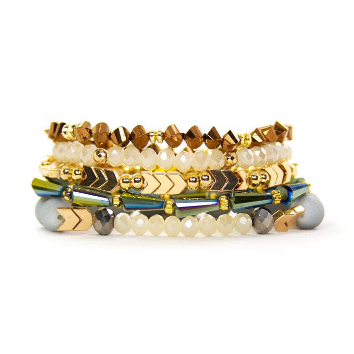 Pilha de pulseira verde salva por atacado de Savvy Bling