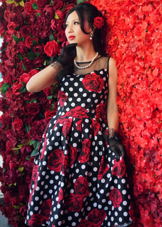 Dolly & Dotty – wholesale Dress – Women's – Elizabeth Vintage Style Polka Roses Party Dress in Black-Red1
