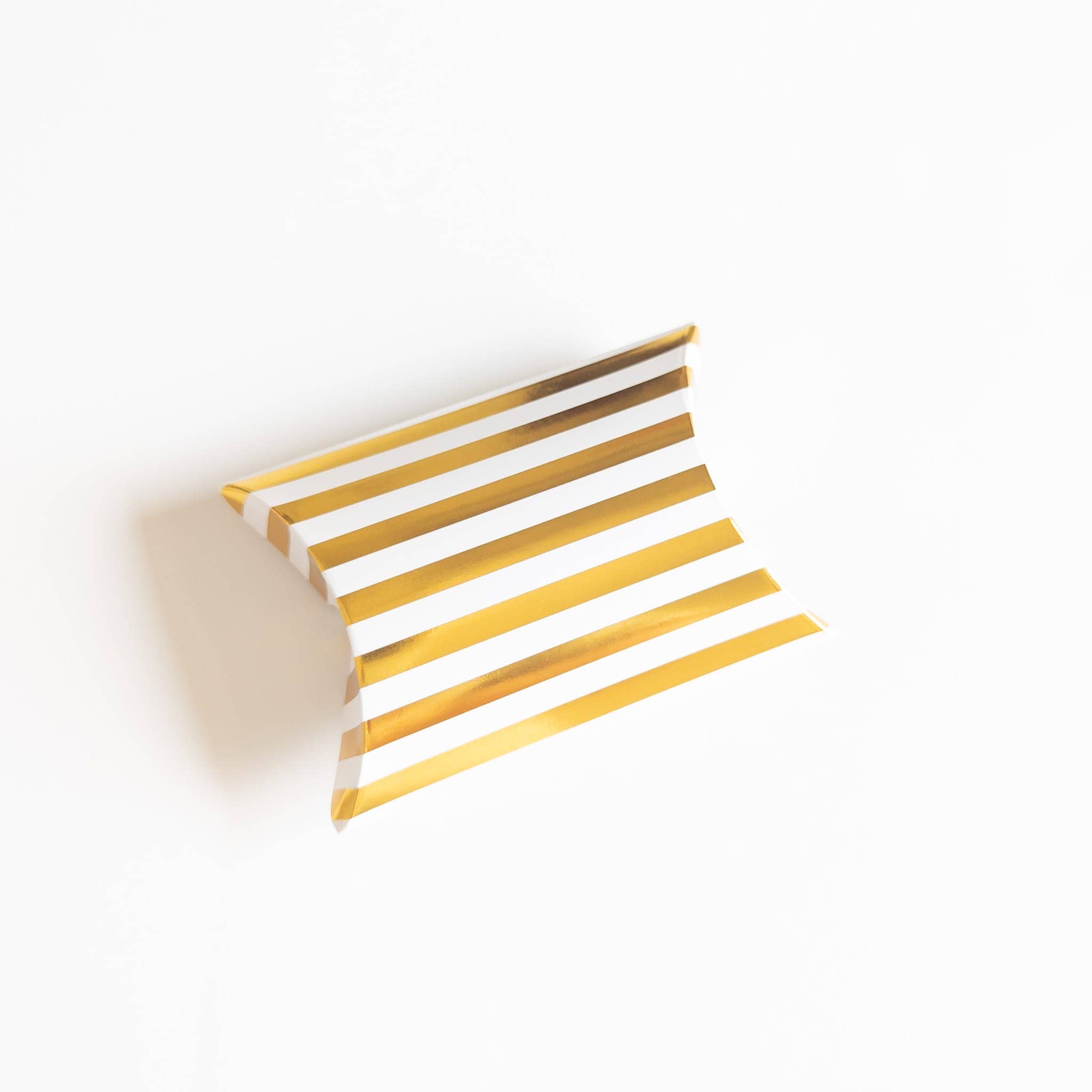Giftora Wholesale - Wholesale Gift Box - Gold Stripes Pillow Box - 10 Pieces0
