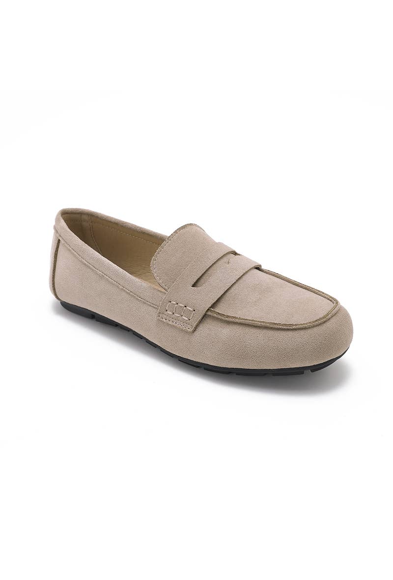 Joia Paris - Wholesale Loafers - Women's - Loafers with strap and visible stitching H8-965M8