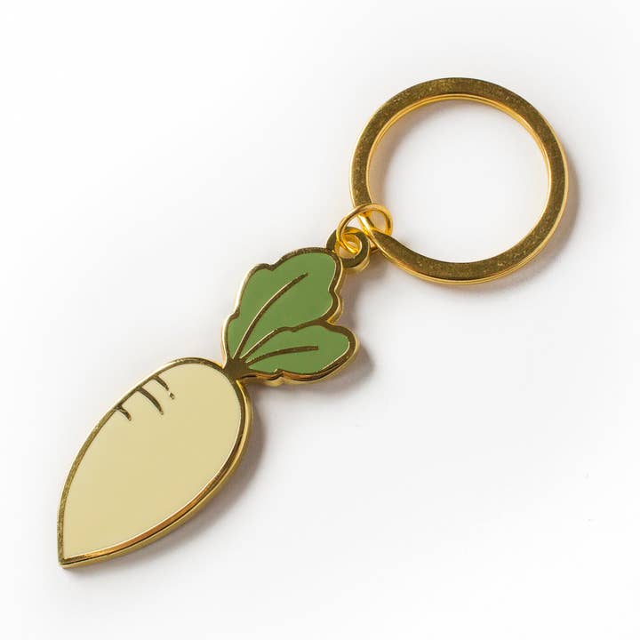 Porte-clés en métal Daikon Radish pour la vente par Kela Designs