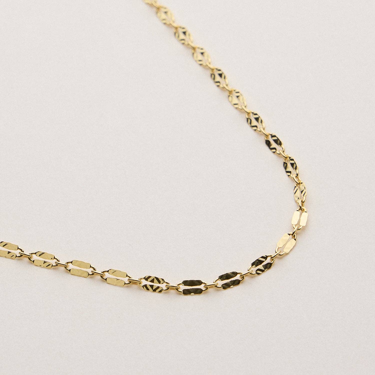 Frem - Wholesale Link & Chain Necklace - Textured Link Adjustable Chain Necklace - 18K Gold Dip1