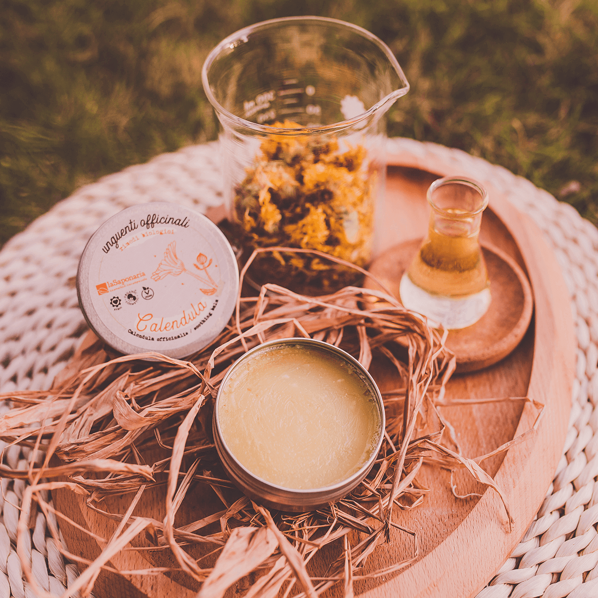 La Saponaria – Salva/bálsamo/creme para sarar por atacado – Pomada de Calêndula (50 ml)1