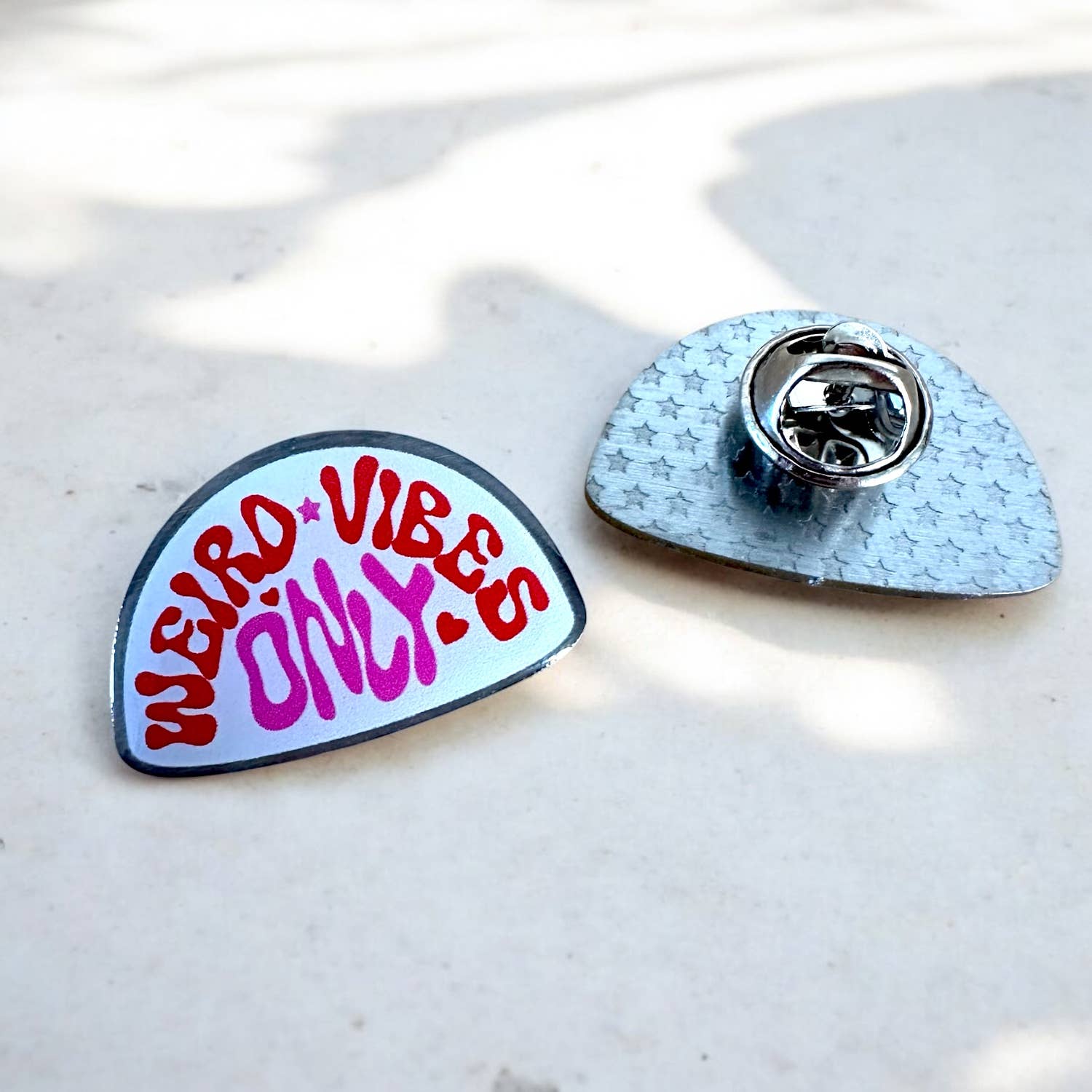 The Enamel Pin Factory - Wholesale Reversspeld/knoop - Aangepaste metalen pinbadges3