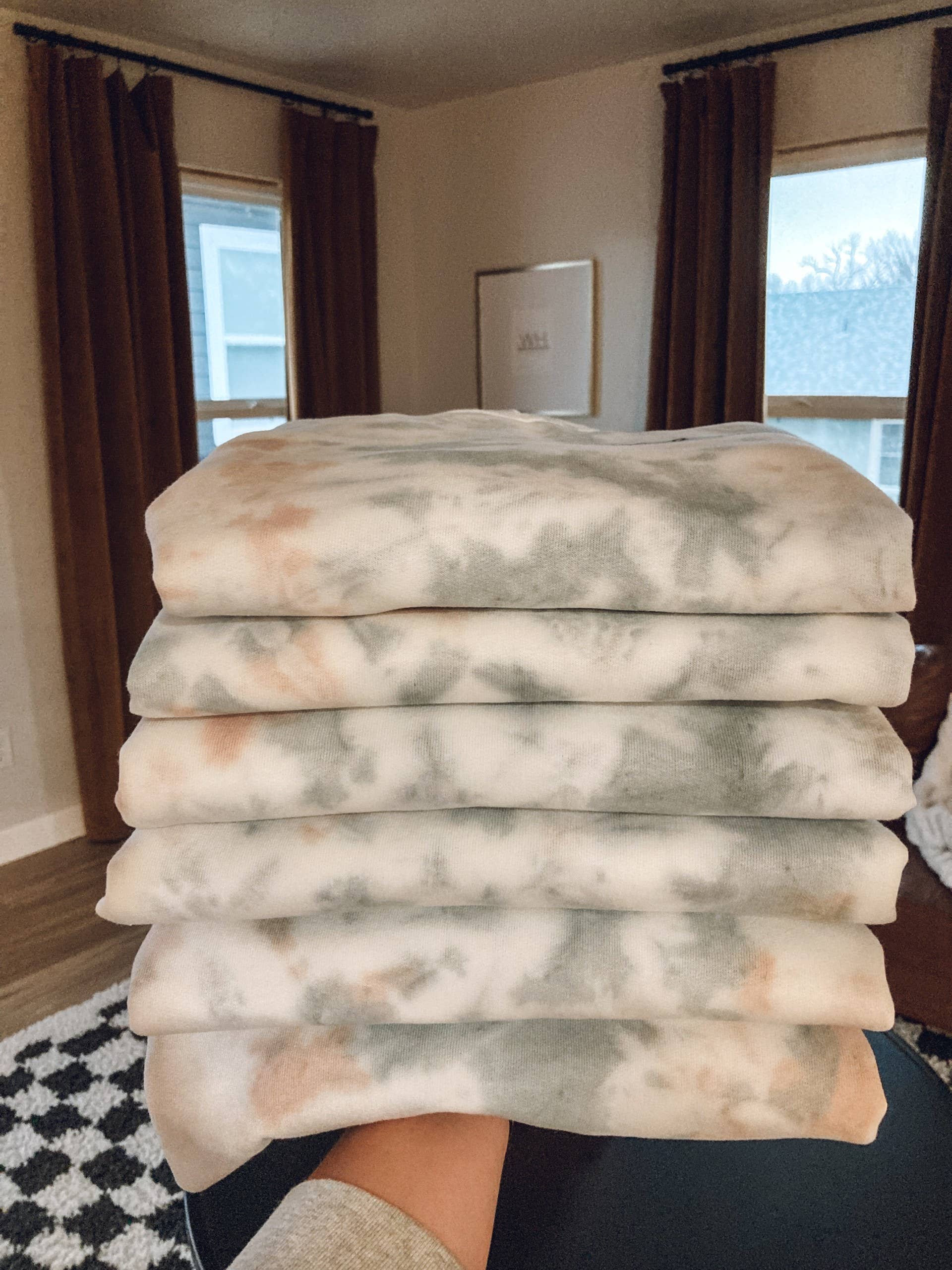 White House Co - Wholesale Sweatshirt - Women's - Tie Dye Crewneck 2