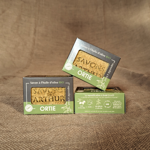 Savons Arthur - Wholesale Shampoo Puck/Solid Shampoo - Organic Nettle Soap & Shampoo3